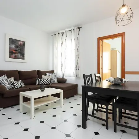 Click&Flat Fira Castelao Appartement L'Hospitalet de Llobregat Buitenkant foto